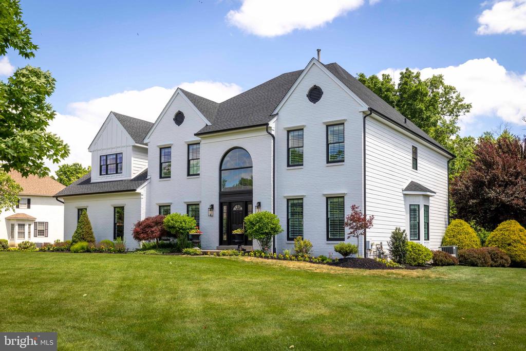 1365 LANDIS DRIVE