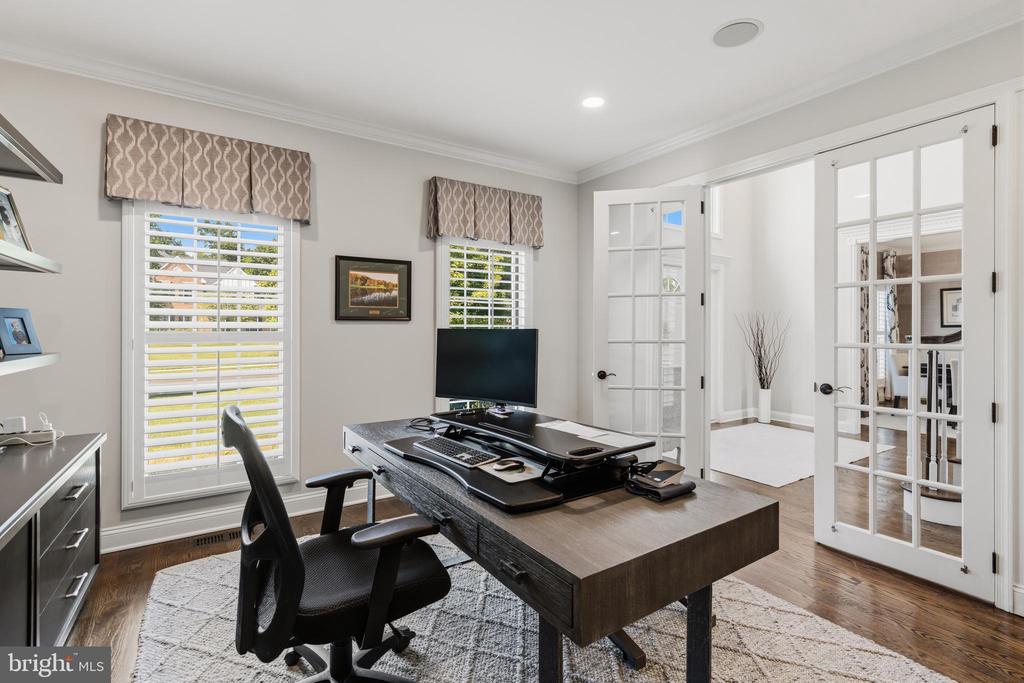 1365 LANDIS DRIVE