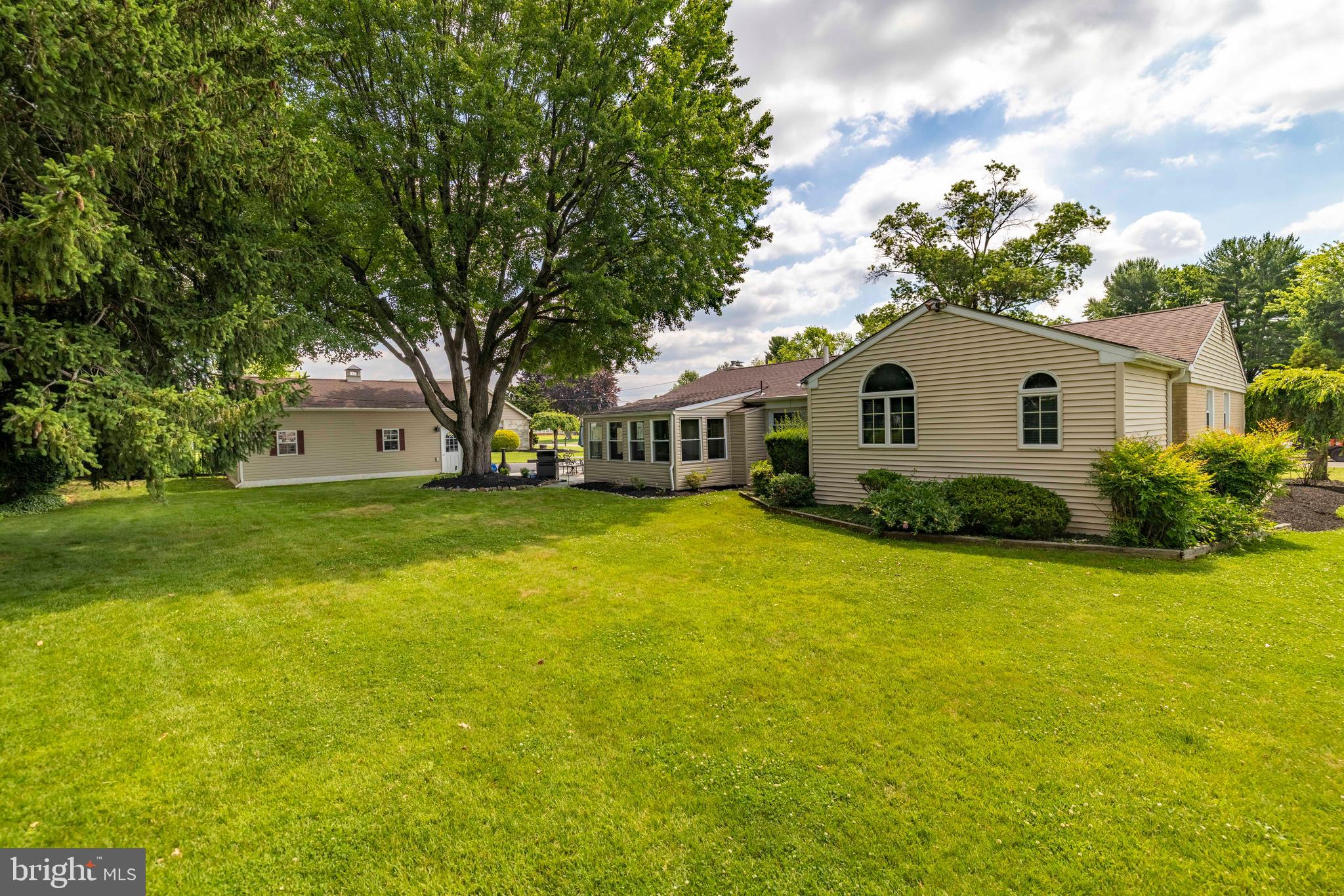 3882 WHITMAN ROAD