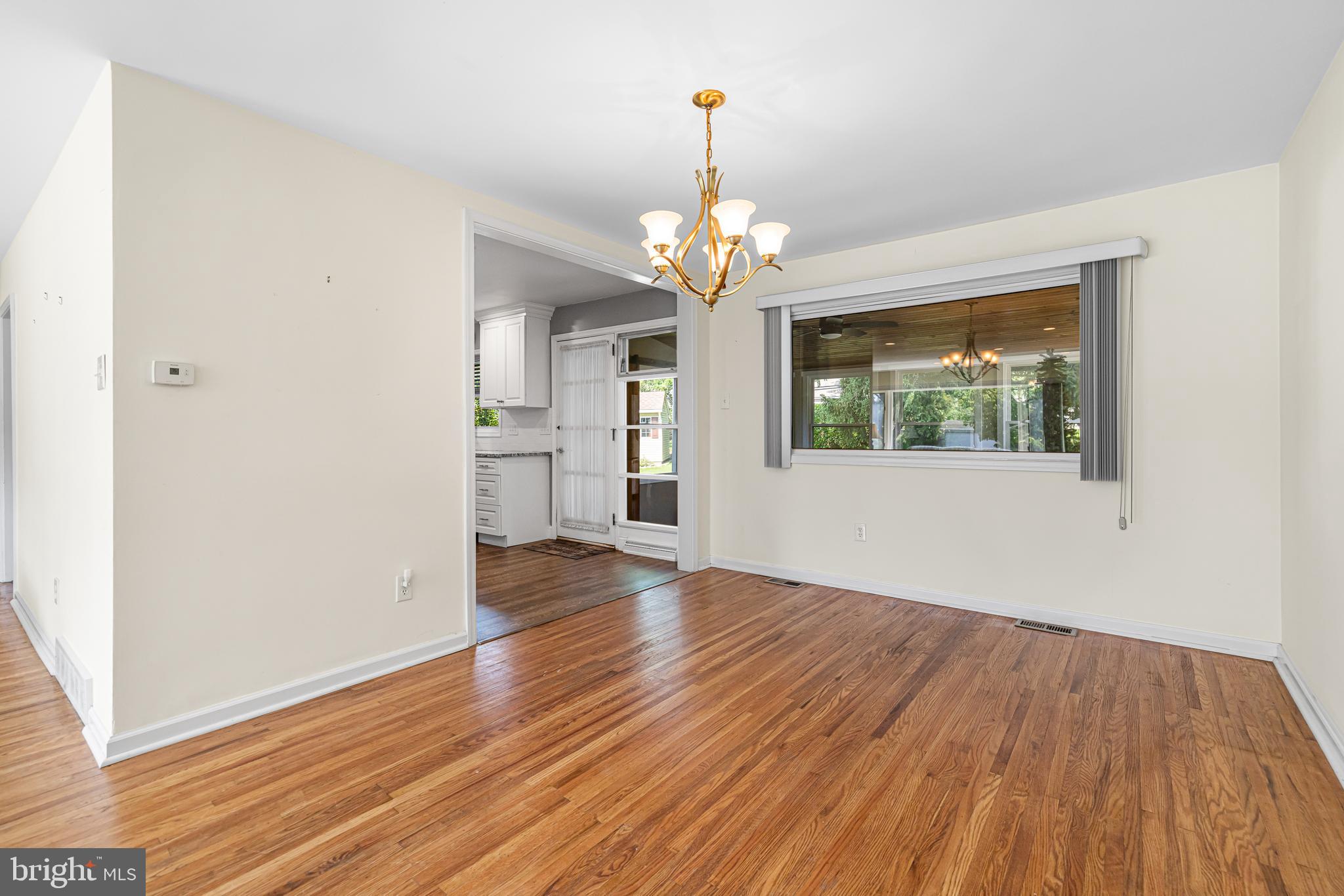 3882 WHITMAN ROAD