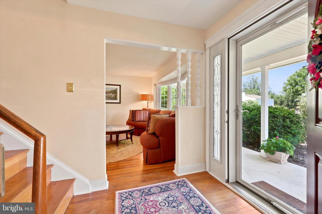 2229 OAKWYN ROAD