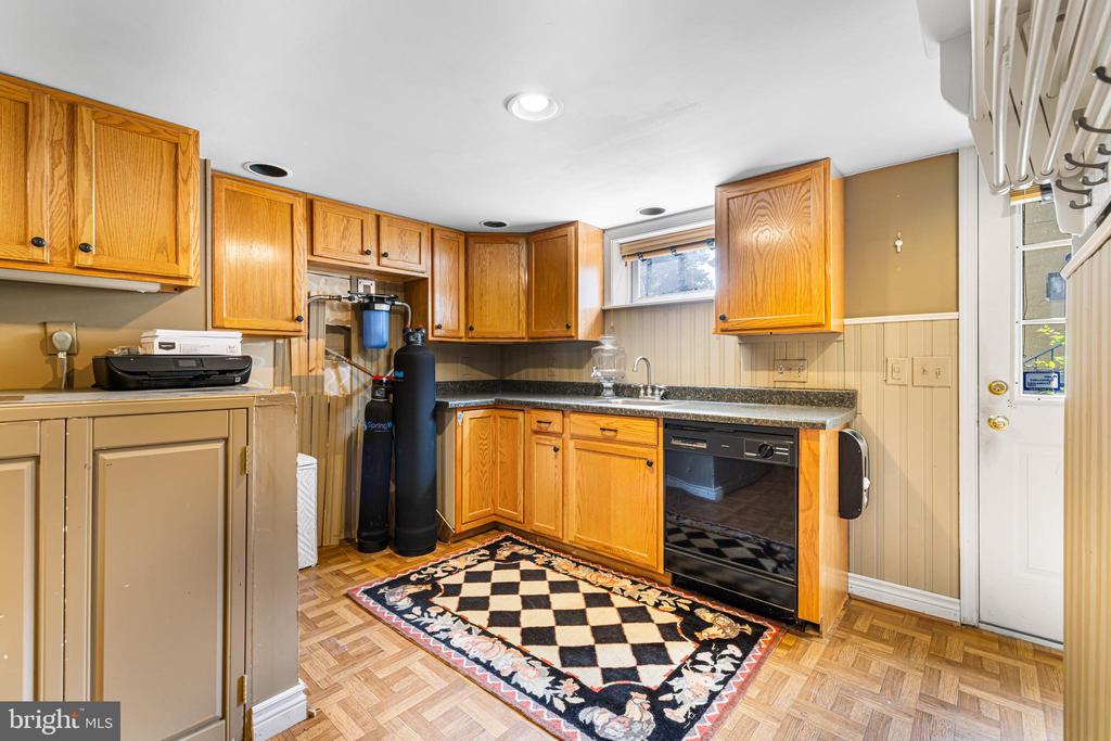 608 RANDOLPH AVENUE