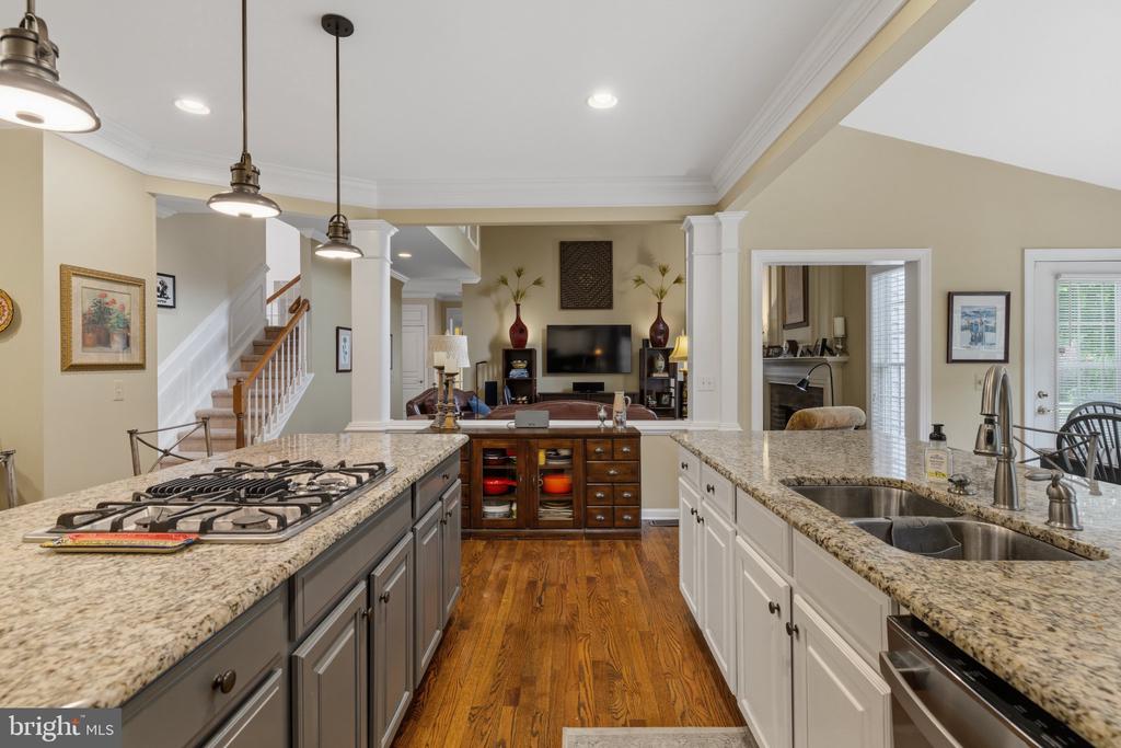 335 SUN VALLEY DRIVE