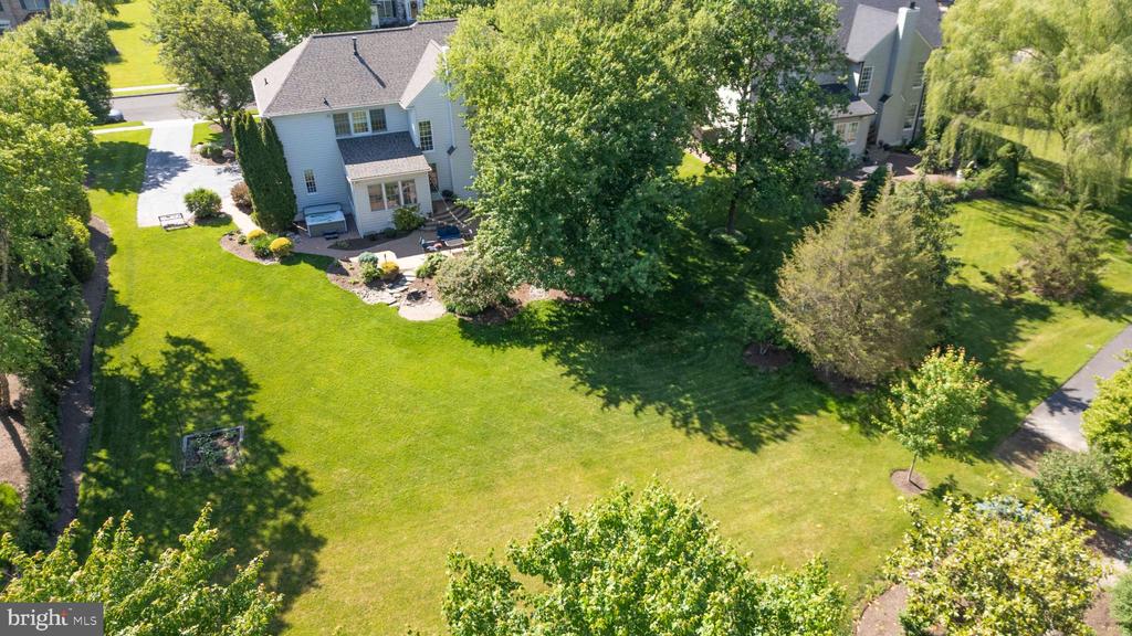 335 SUN VALLEY DRIVE