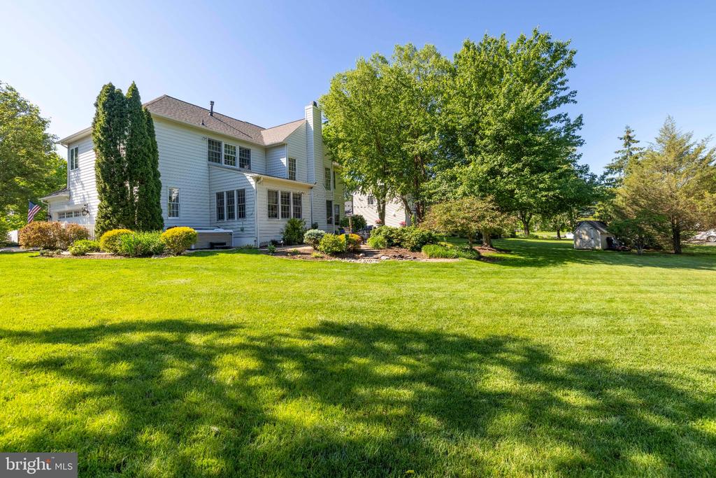 335 SUN VALLEY DRIVE