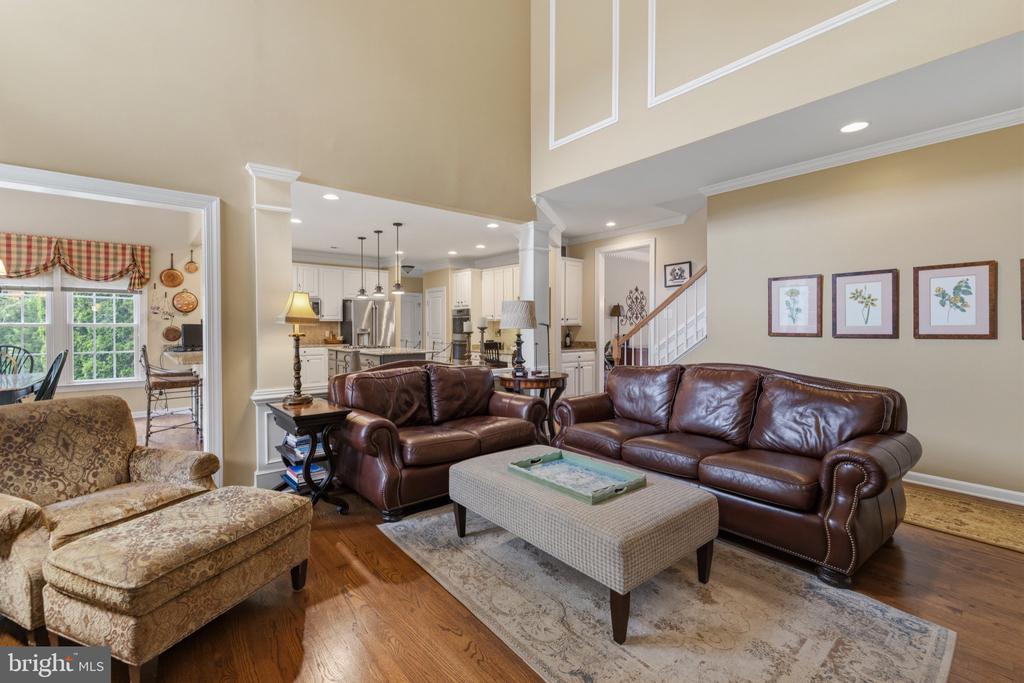 335 SUN VALLEY DRIVE