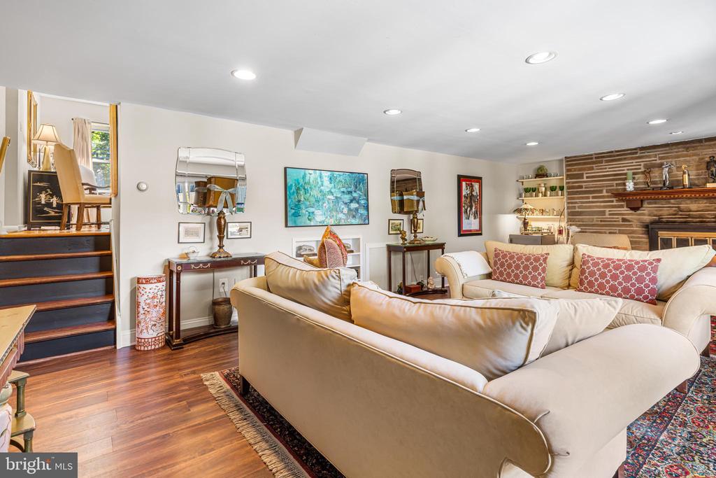 2908 OLD WELSH ROAD