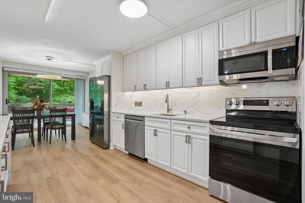 1001 CITY AVENUE Unit: E-524