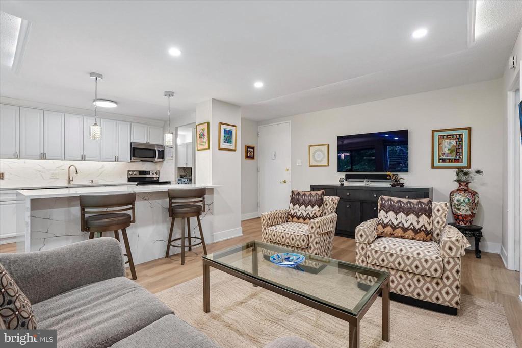 1001 CITY AVENUE Unit: E-524