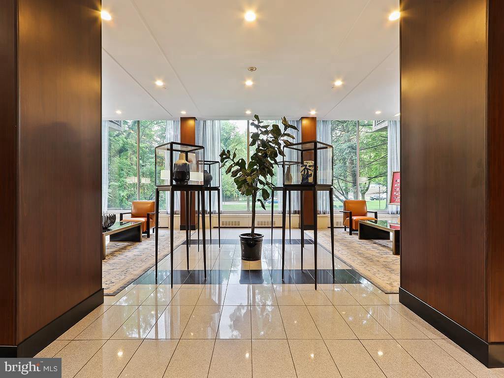 1001 CITY AVENUE Unit: E-524