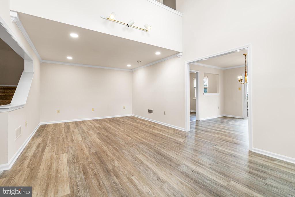 211 ORCHARD DRIVE