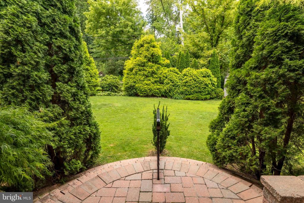 21 CHELFIELD ROAD