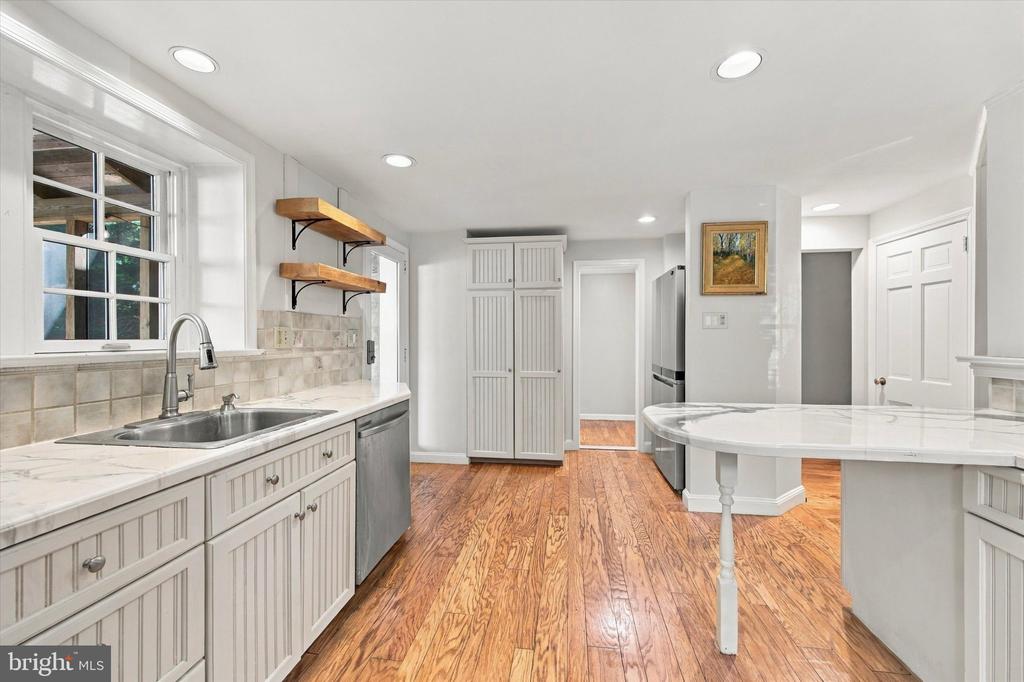 65 SHADY LANE Unit:           