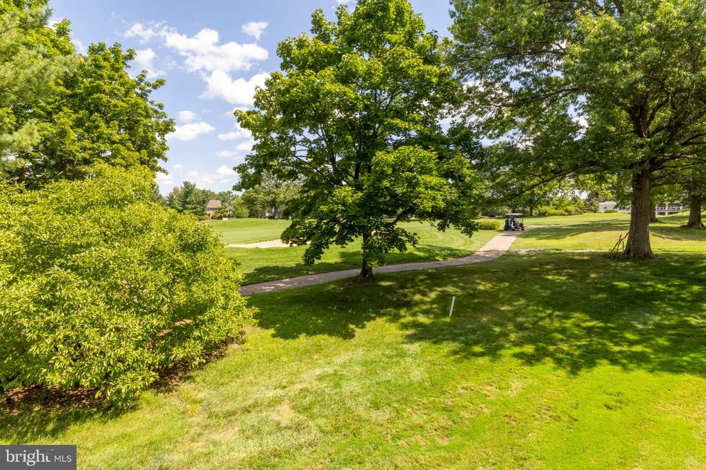 178 PINECREST LANE