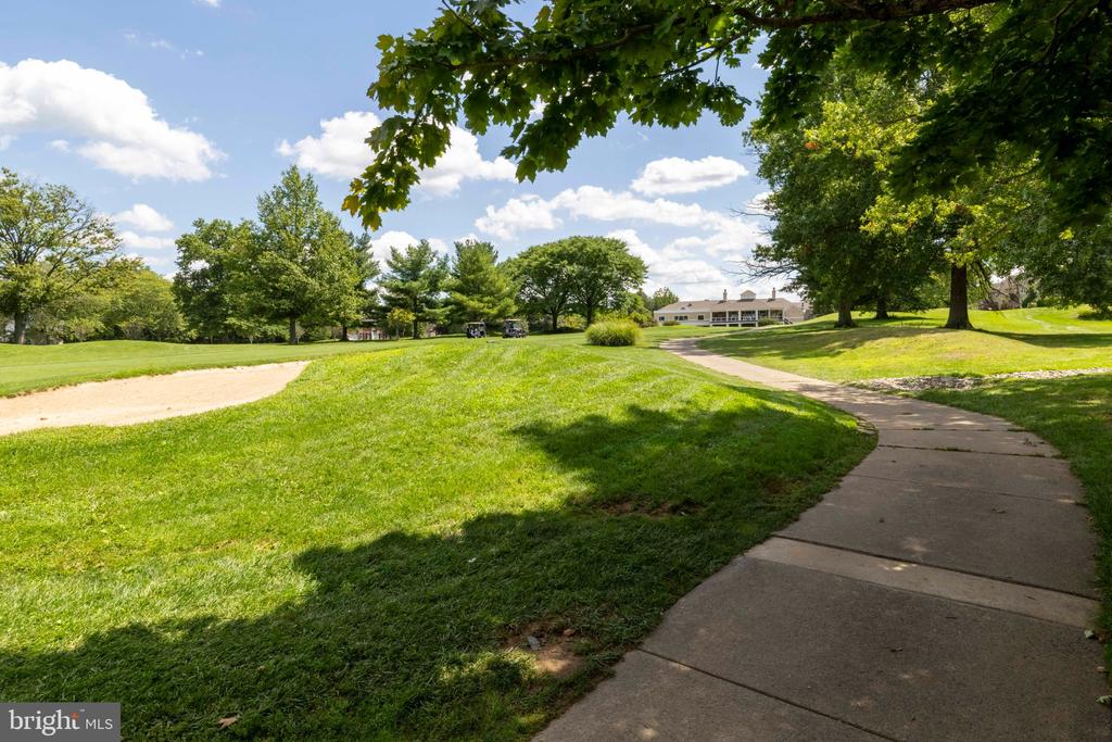 178 PINECREST LANE