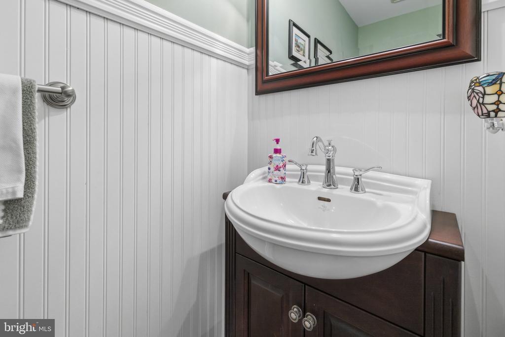 178 PINECREST LANE