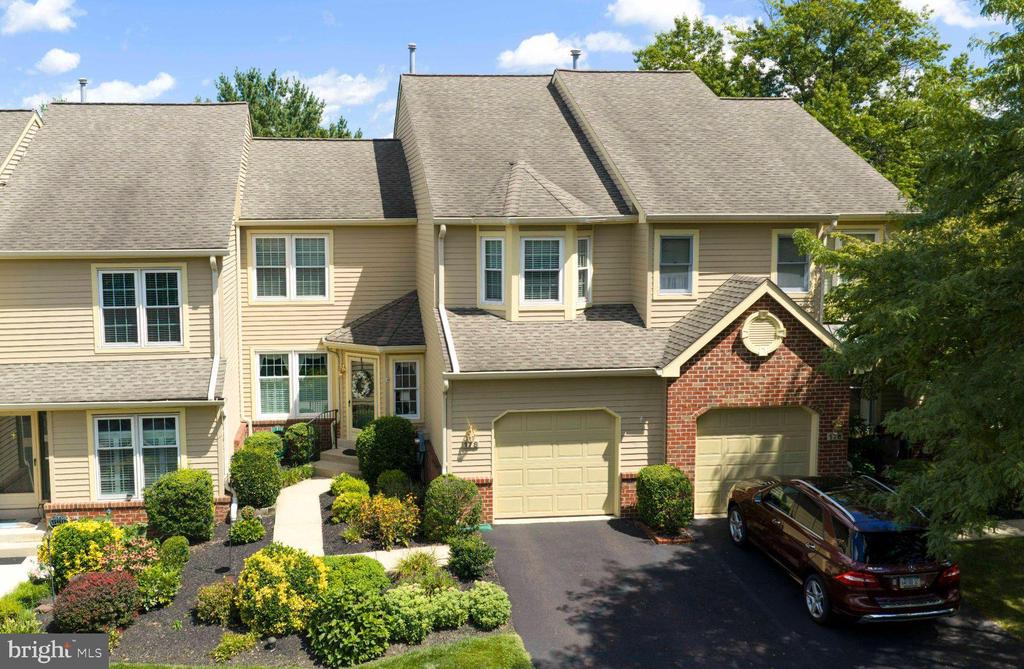 178 PINECREST LANE