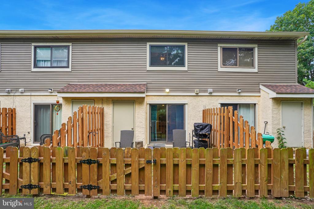 53 ASH STOKER LANE
