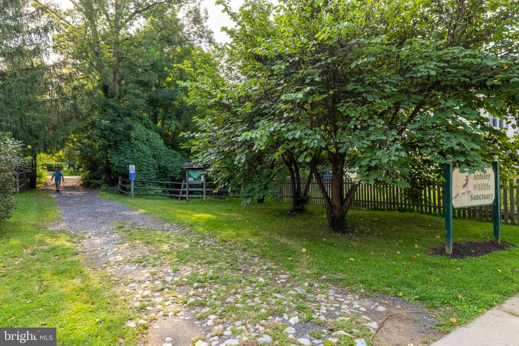 1059 MAPLE AVENUE Unit:           