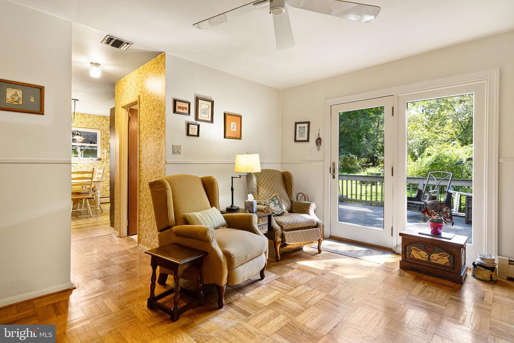 1059 MAPLE AVENUE Unit:           