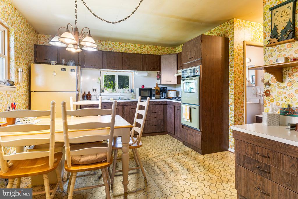 1059 MAPLE AVENUE Unit:           