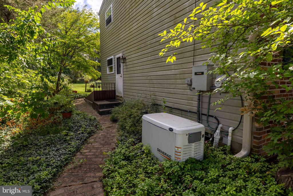 1059 MAPLE AVENUE Unit:           