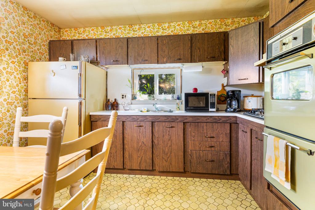 1059 MAPLE AVENUE Unit:           
