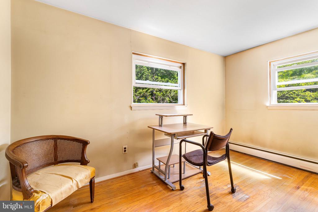 1059 MAPLE AVENUE Unit:           