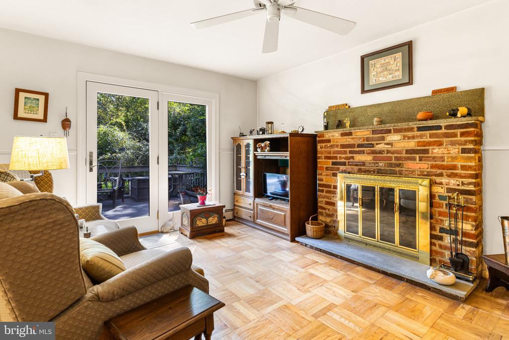 1059 MAPLE AVENUE Unit:           