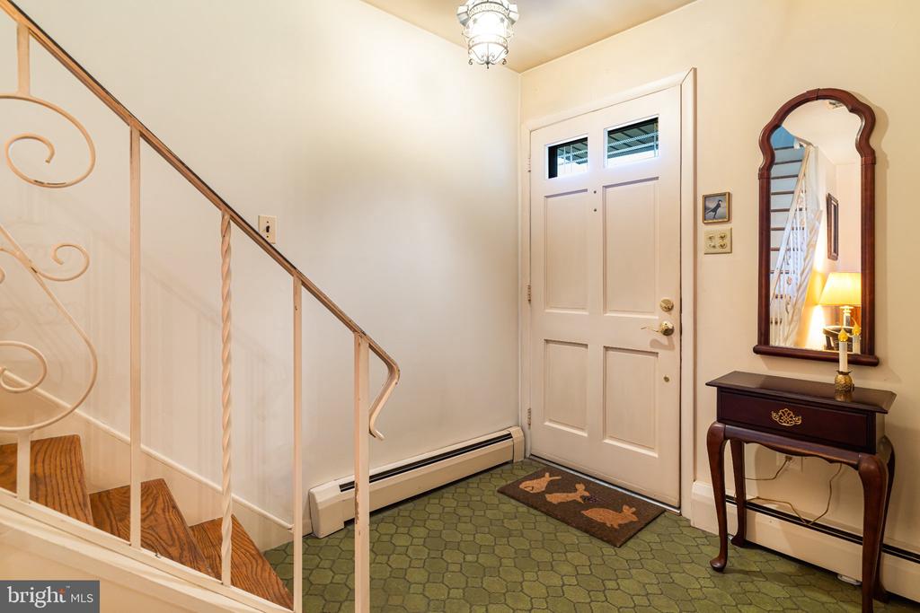 1059 MAPLE AVENUE Unit:           