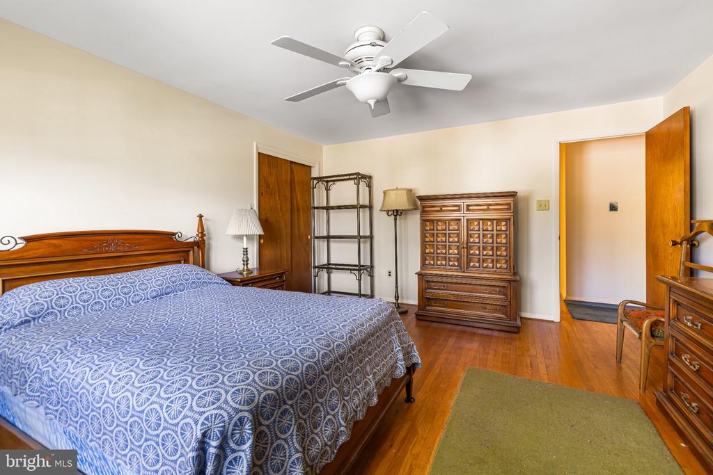 1059 MAPLE AVENUE Unit:           