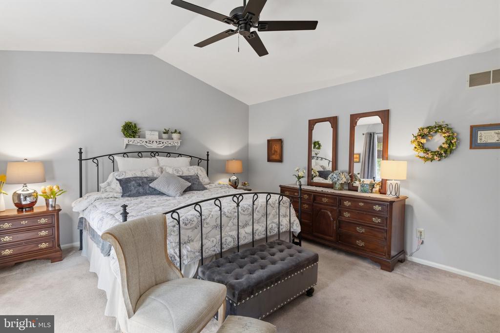 103 CANTERBURY LANE