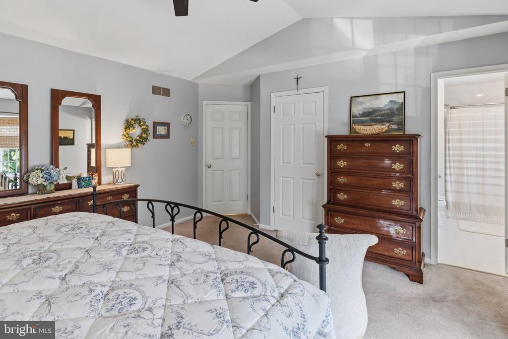 103 CANTERBURY LANE
