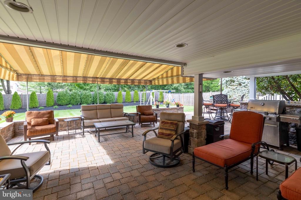 103 CANTERBURY LANE