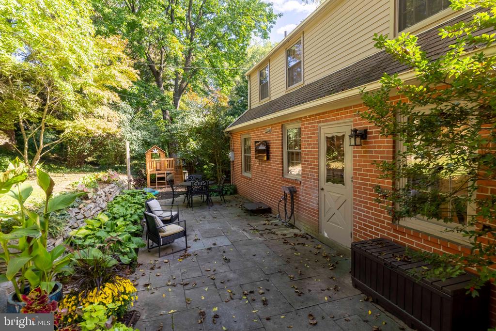 529 FOX ROAD