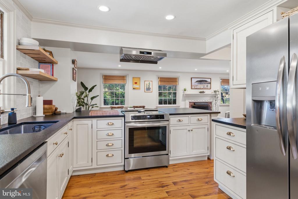 529 FOX ROAD
