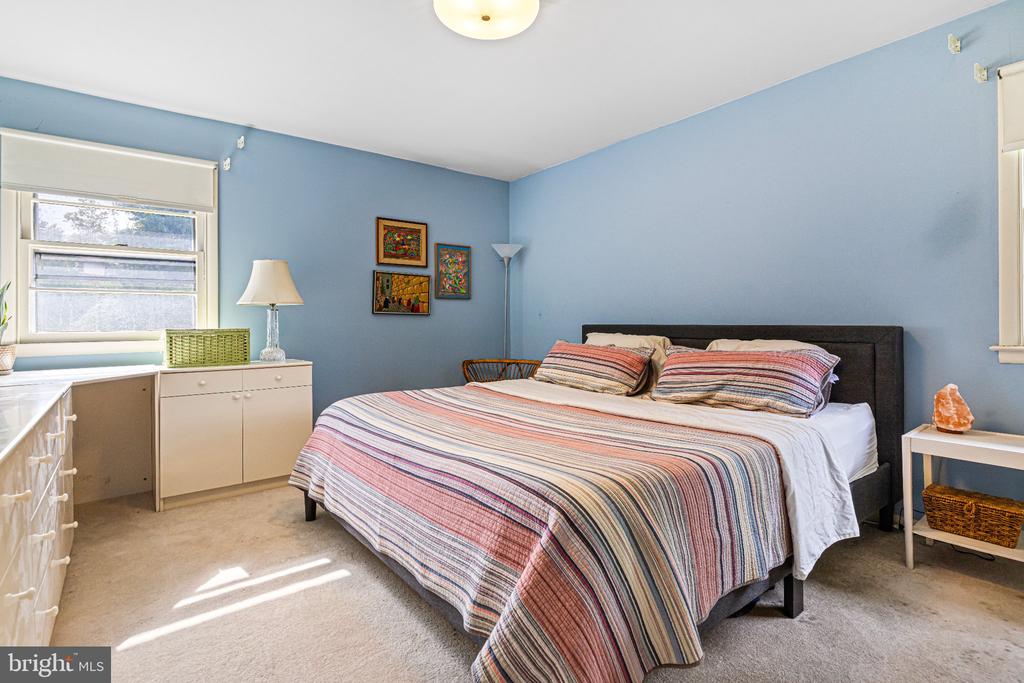 2004 LODGES LANE Unit:           