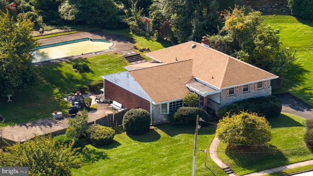 2004 LODGES LANE Unit:           