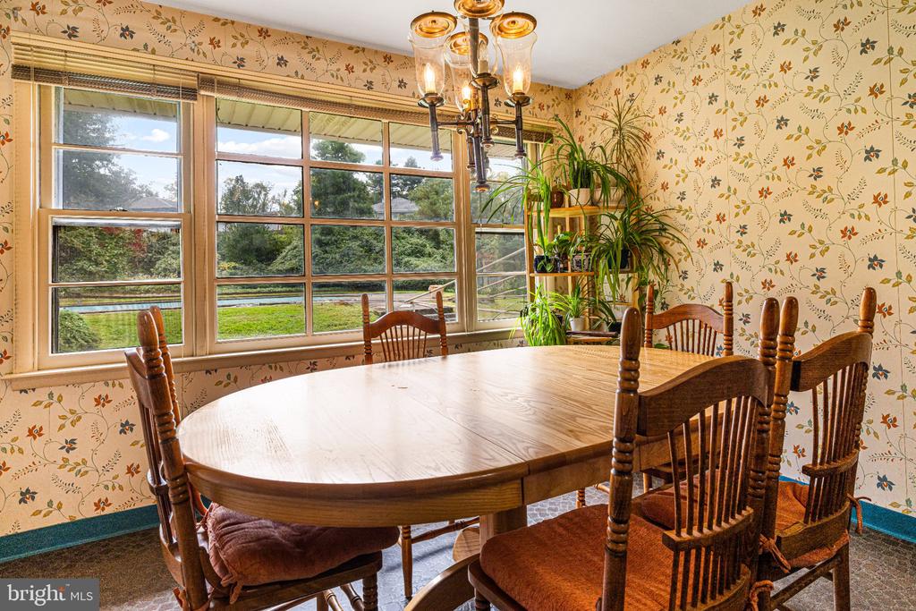 2004 LODGES LANE Unit:           