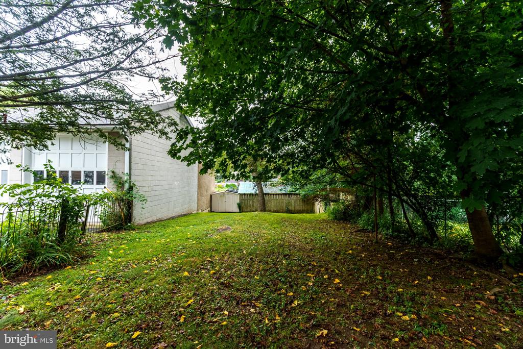 383 STEWART AVENUE Unit:           