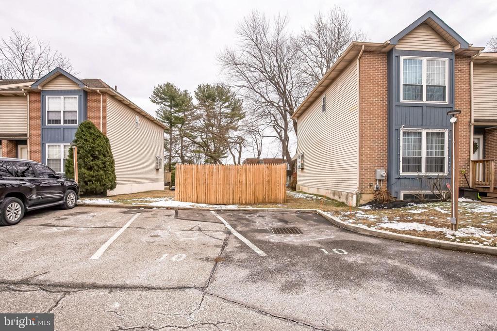 7923 RIDGE AVENUE 31 10