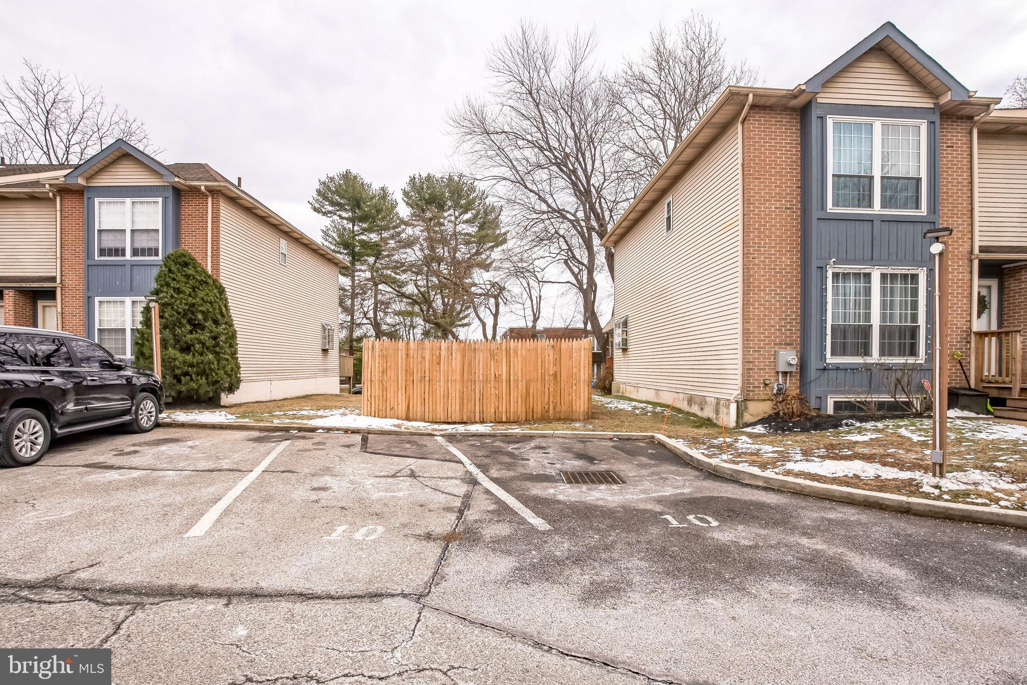 7923 RIDGE AVENUE 31 10