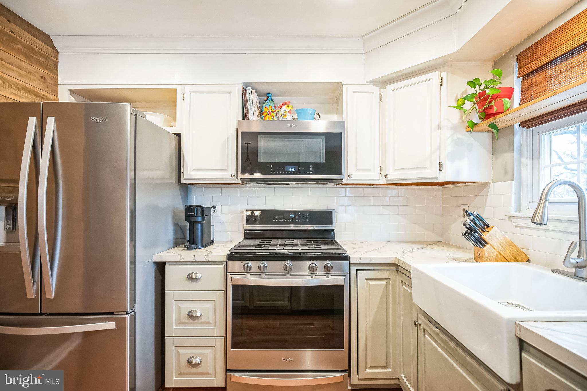 7923 RIDGE AVENUE 31 10