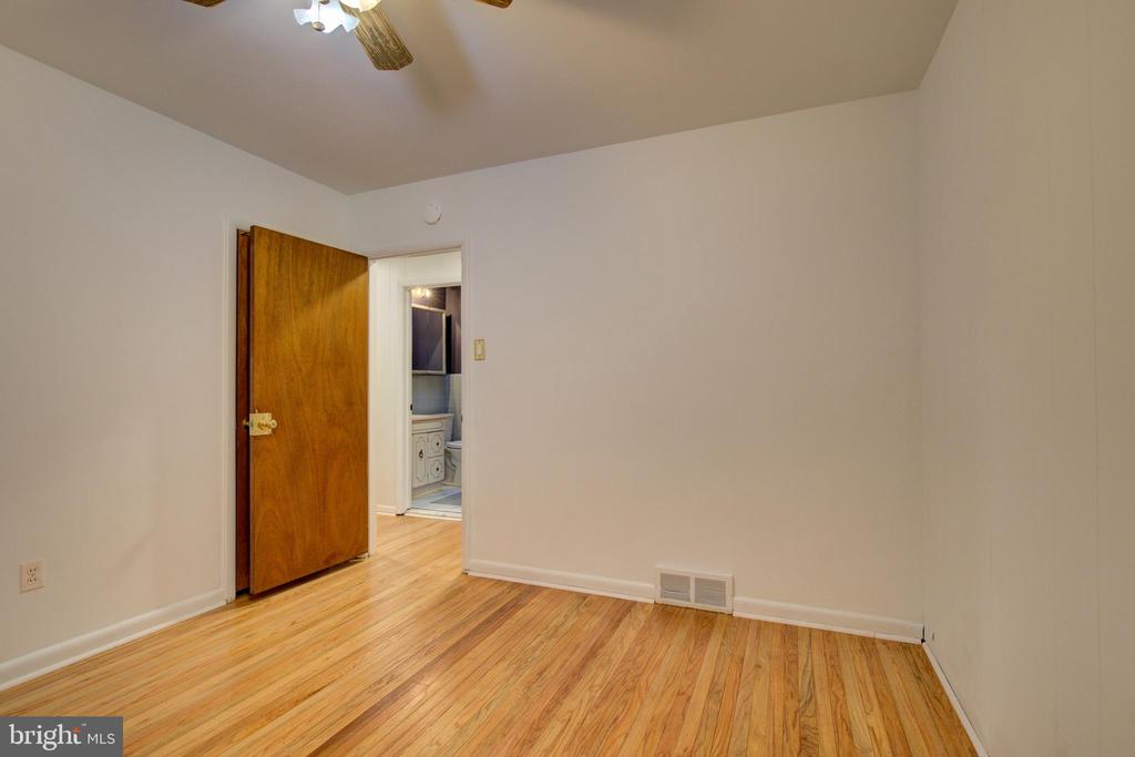 777 CINNAMINSON STREET