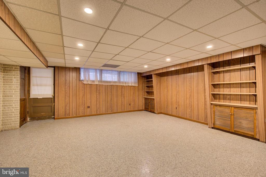 777 CINNAMINSON STREET