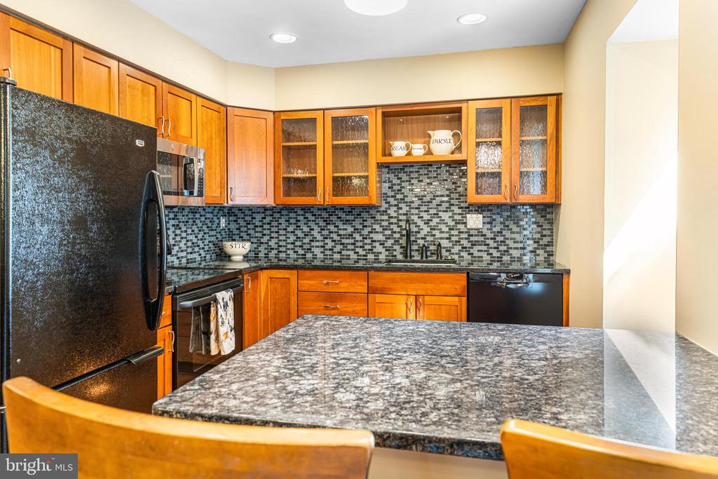 8708 PROSPECT AVENUE Unit: C9