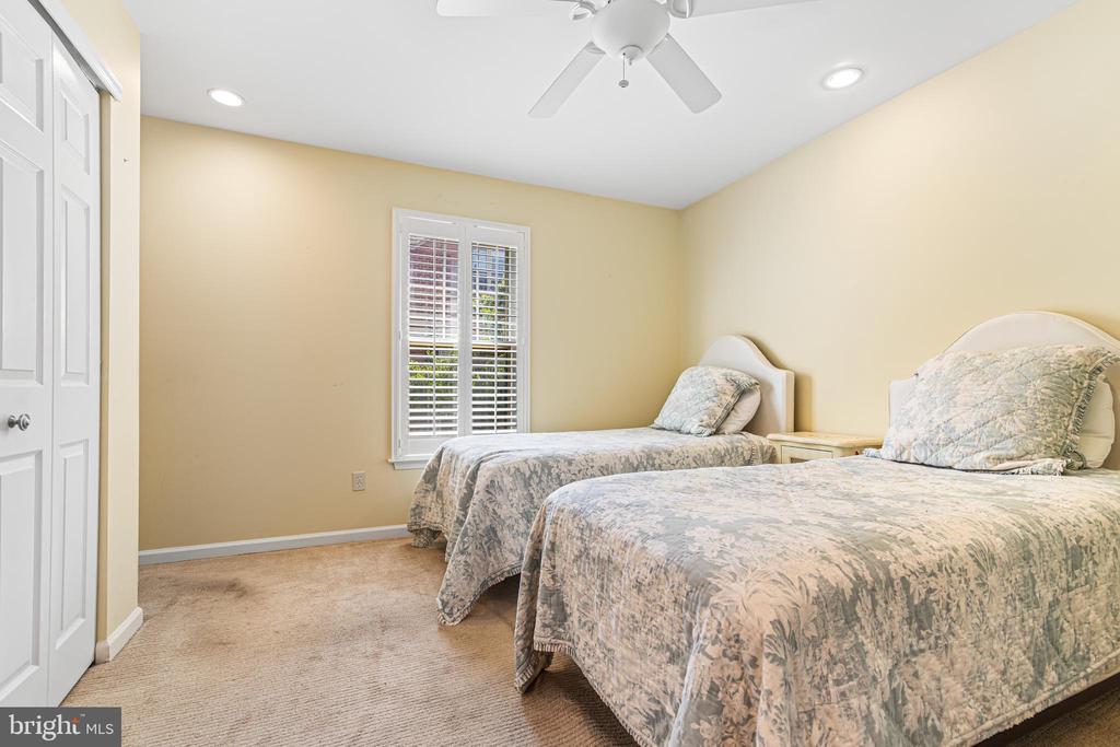 8708 PROSPECT AVENUE Unit: C9