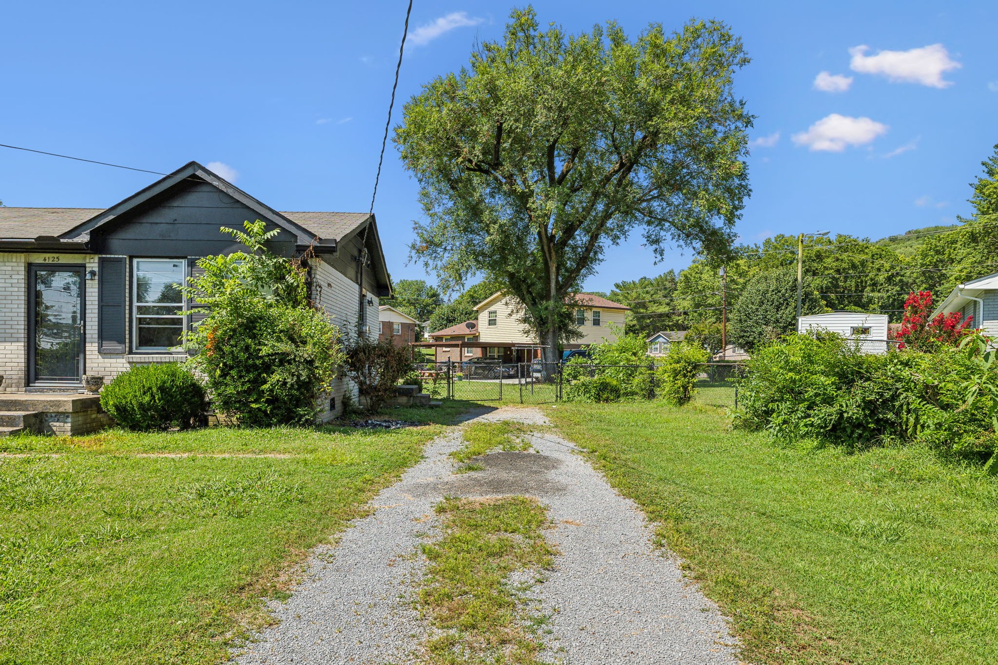 4125 Ames Dr
