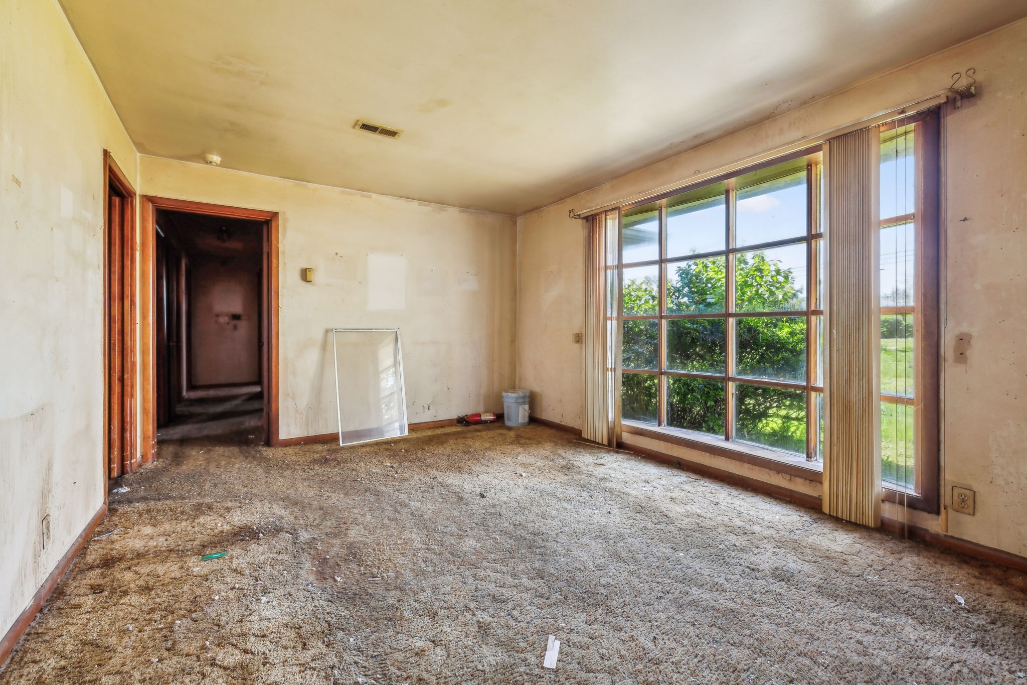 1607 Baptist World Center Dr