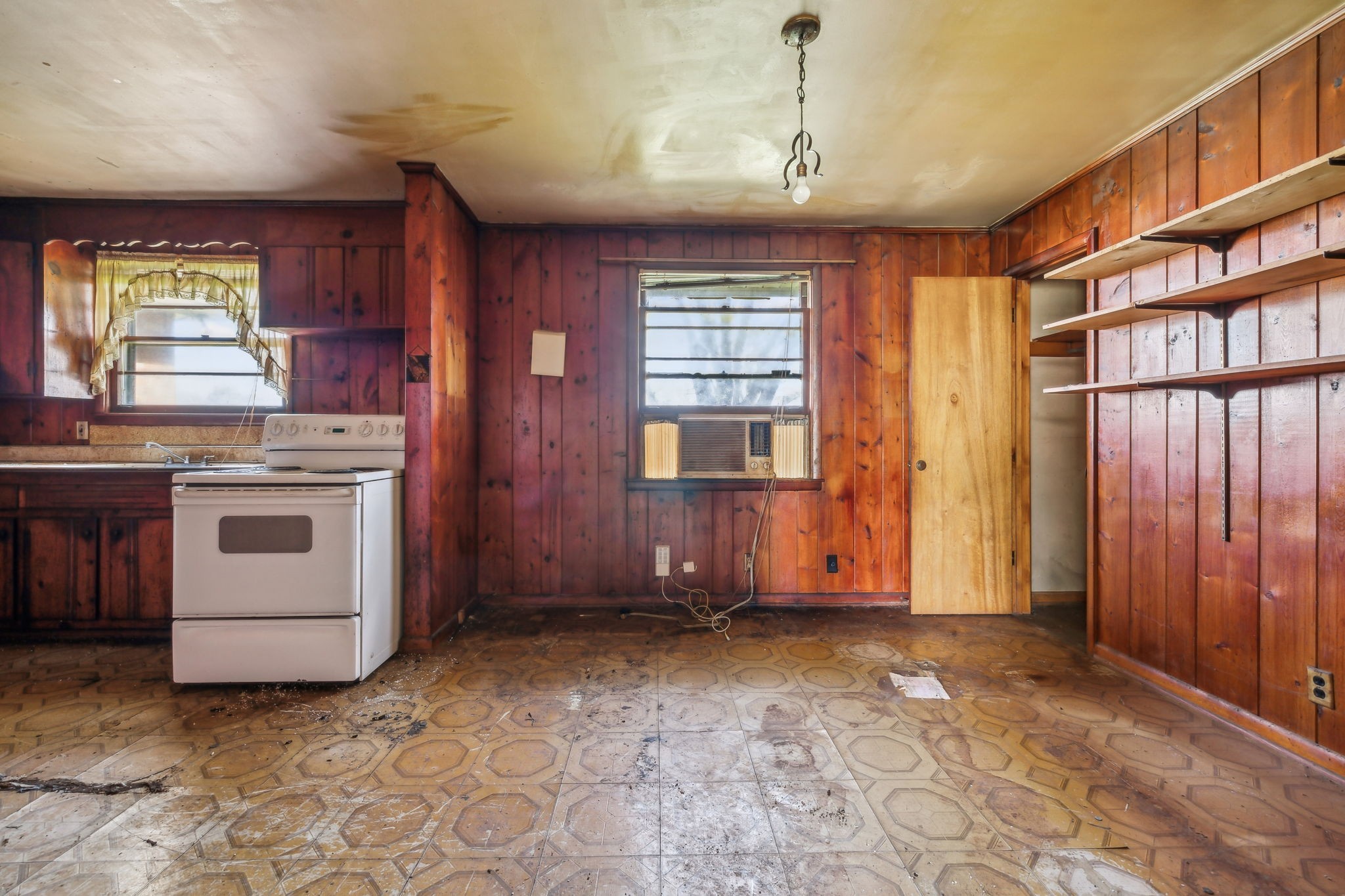 1607 Baptist World Center Dr